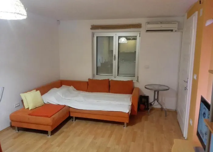Stinjan Kascuni Apartman
