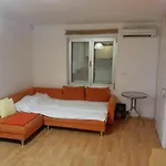 Stinjan Kascuni Apartamento